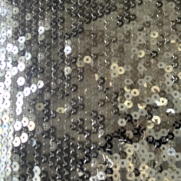 Silver short sleeve sequin dress - Picture 5 of 8